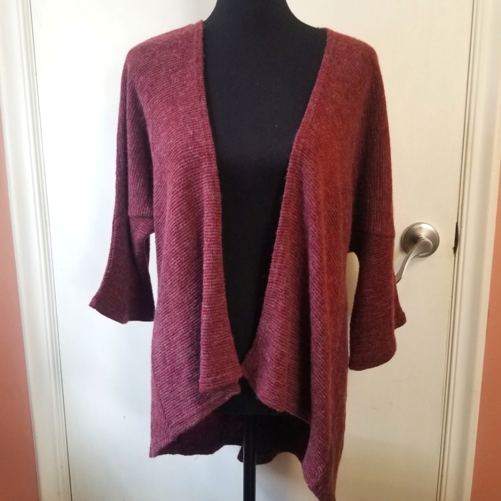 UMGEE Women's Burgundy Maroon Lace Crochet Back Open Cardigan. Small/Medium